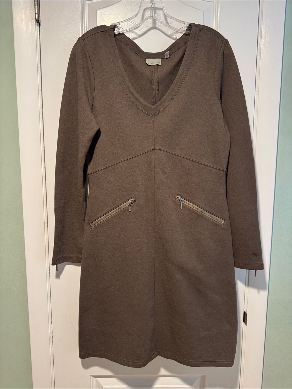 Athleta Brown V-Neck Long Sleeve Dress with Zip Pockets